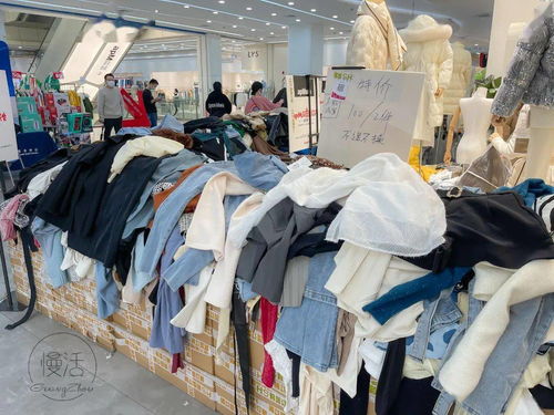 服裝批發市場清倉指南 100元3件靚衫,20元買牛仔褲,哪里更抵